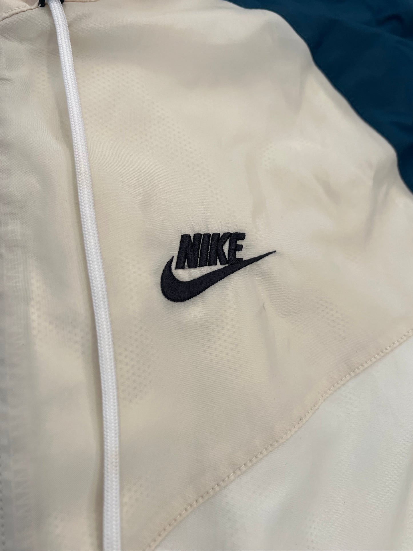 Beige Vintage 90' Nike Track-jacket